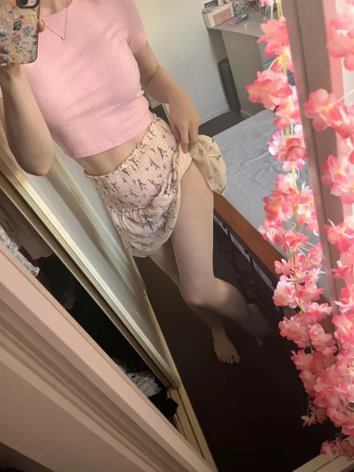 Do you like my skirt?🎀
