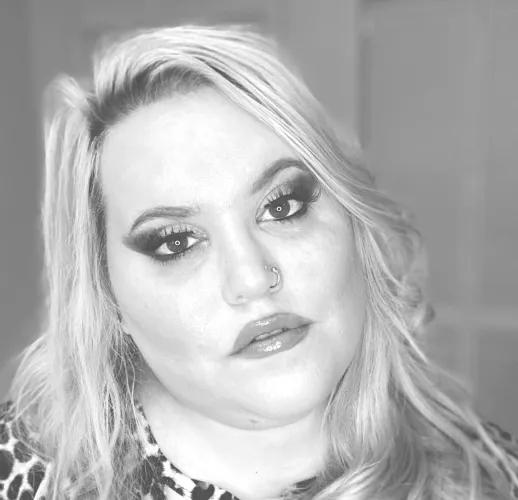 do you think blondes suck better cock than brunettes? ❣️