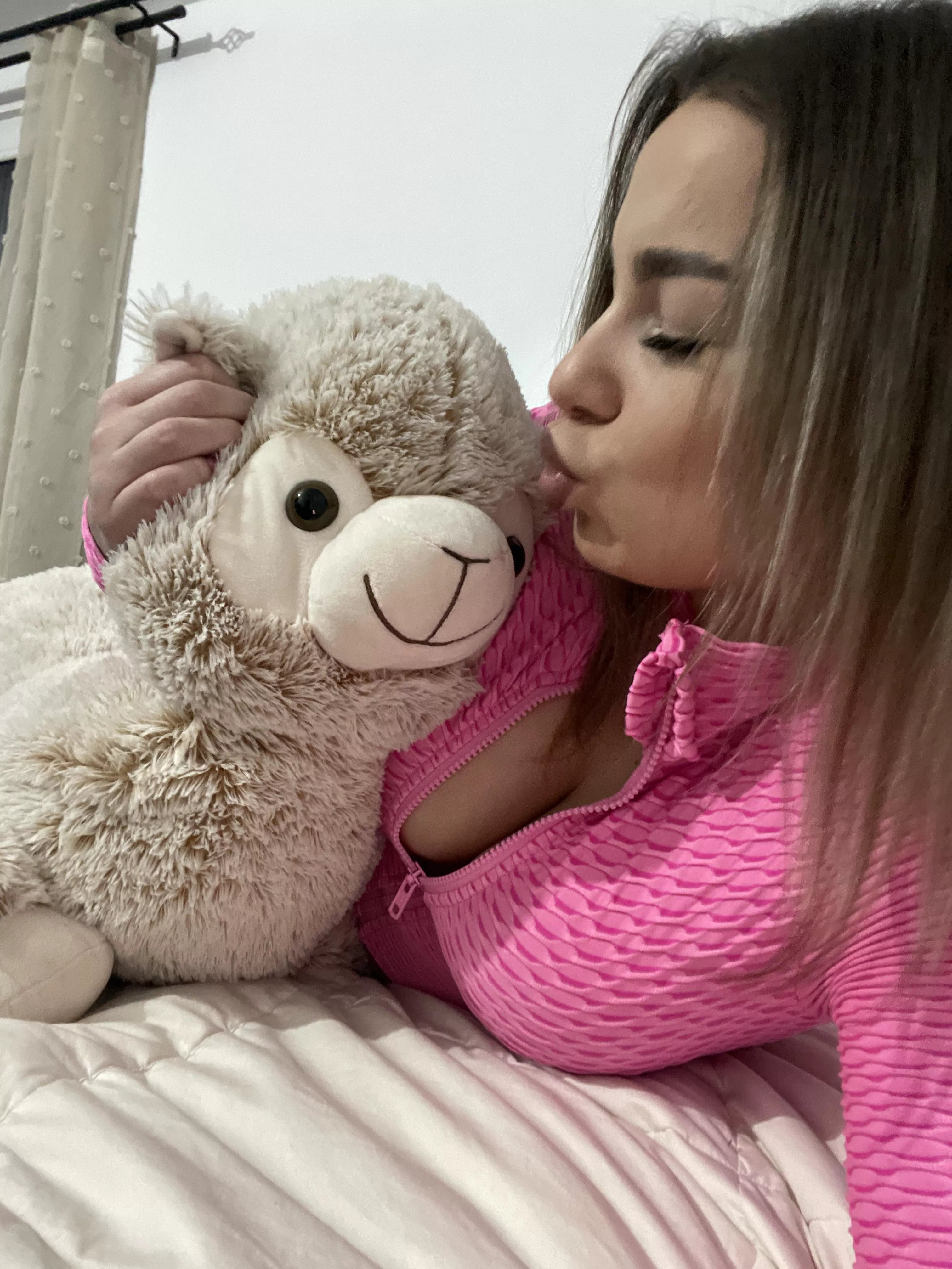 Do you want me to make you cum?💦😜