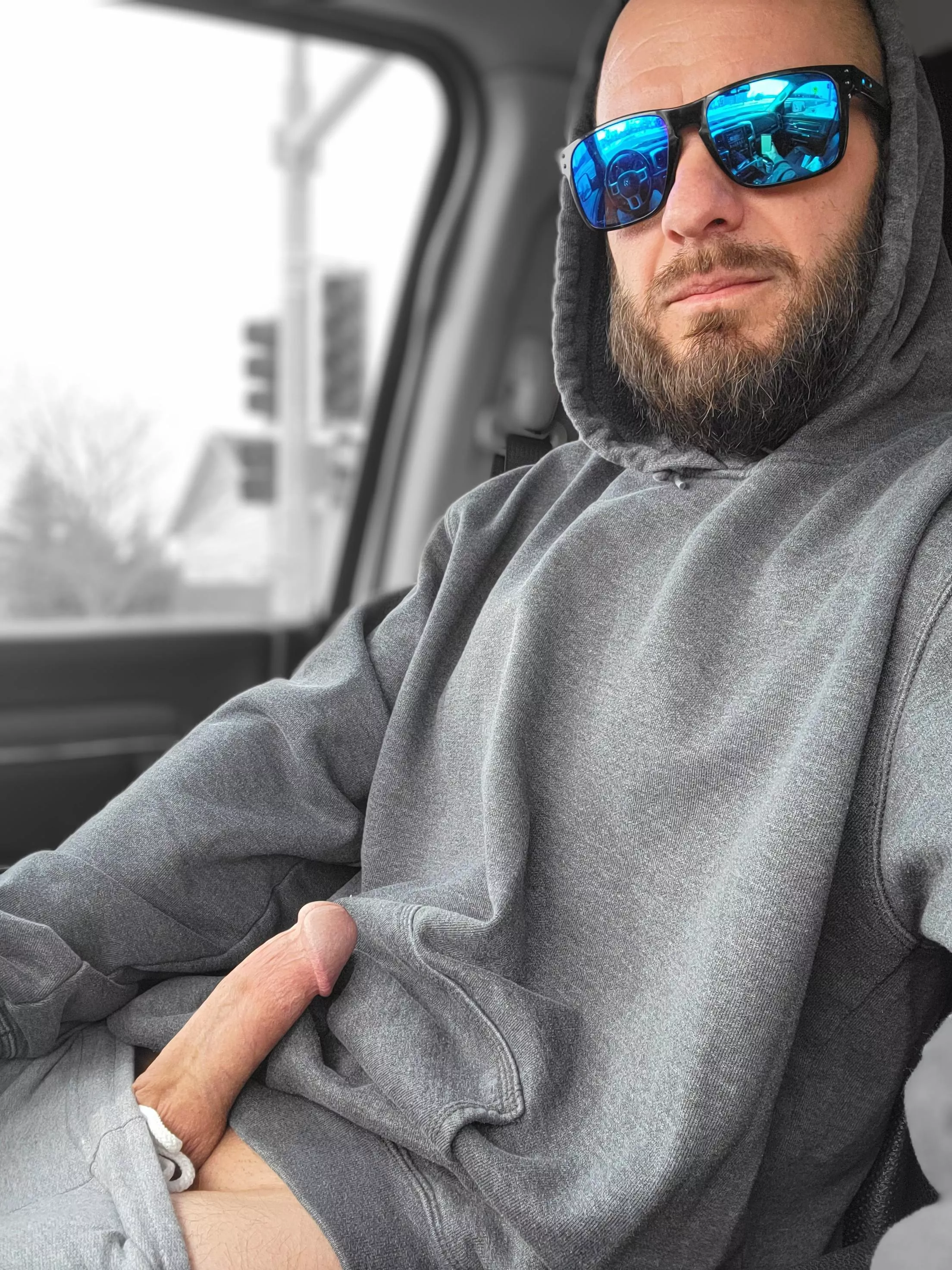 forgot underwear, hopefully I get caught...😈