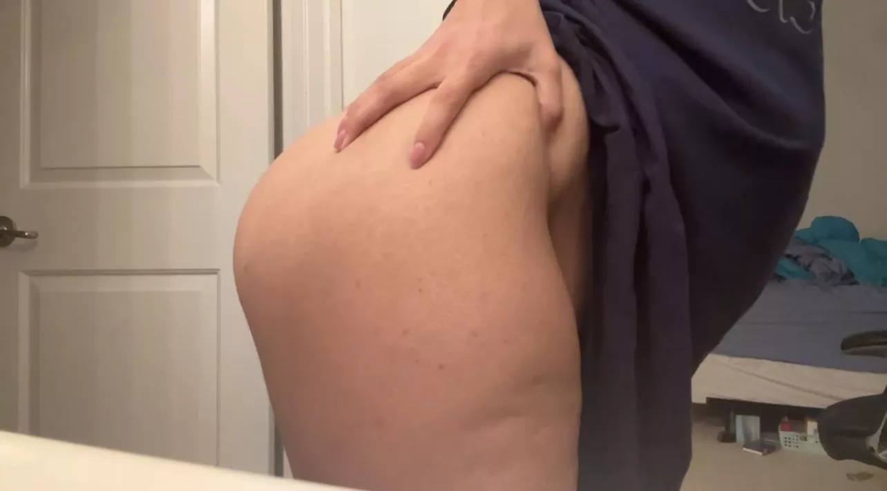 Give me a squeeze to get you through your day <3