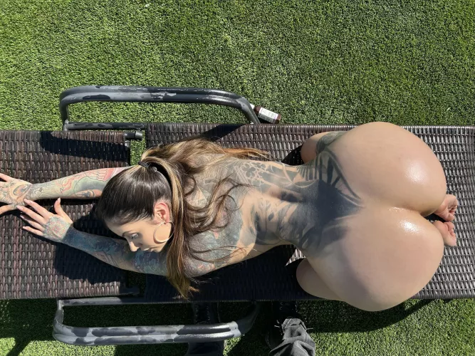 Giving the neighbors a show