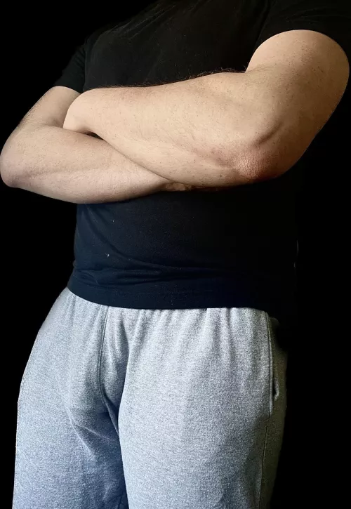 Going commando to the grocery store…think anyone will notice? (25)