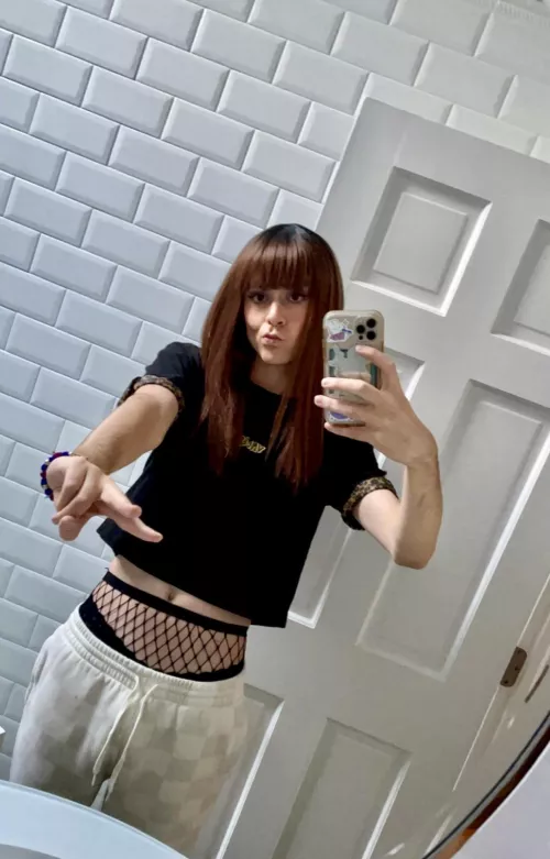 Hairy arms don’t care