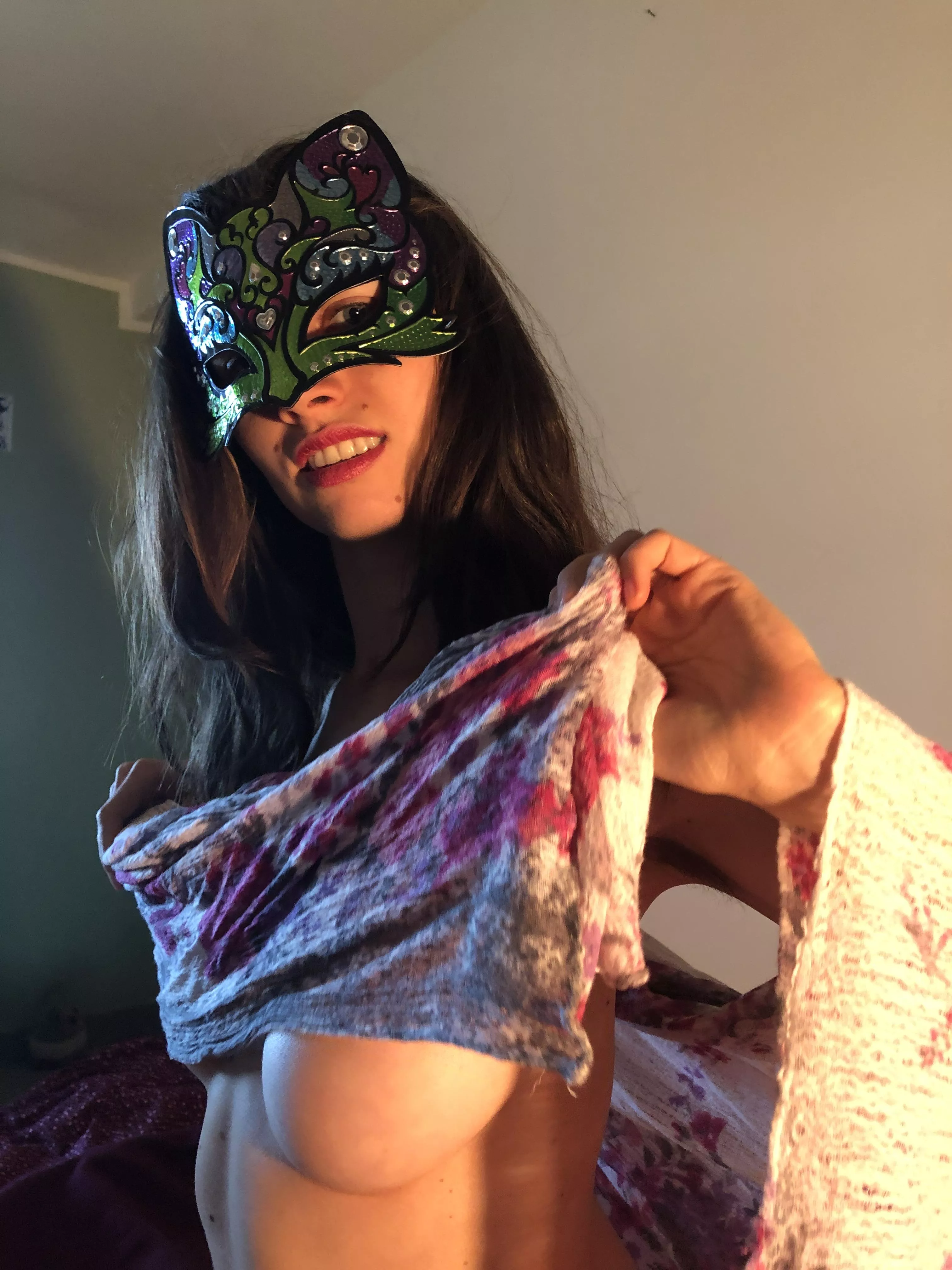 Handfuls, mouthfuls I don't care just touch them.