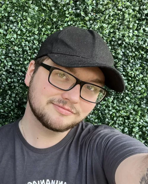 Happy Wednesday bros 🤠