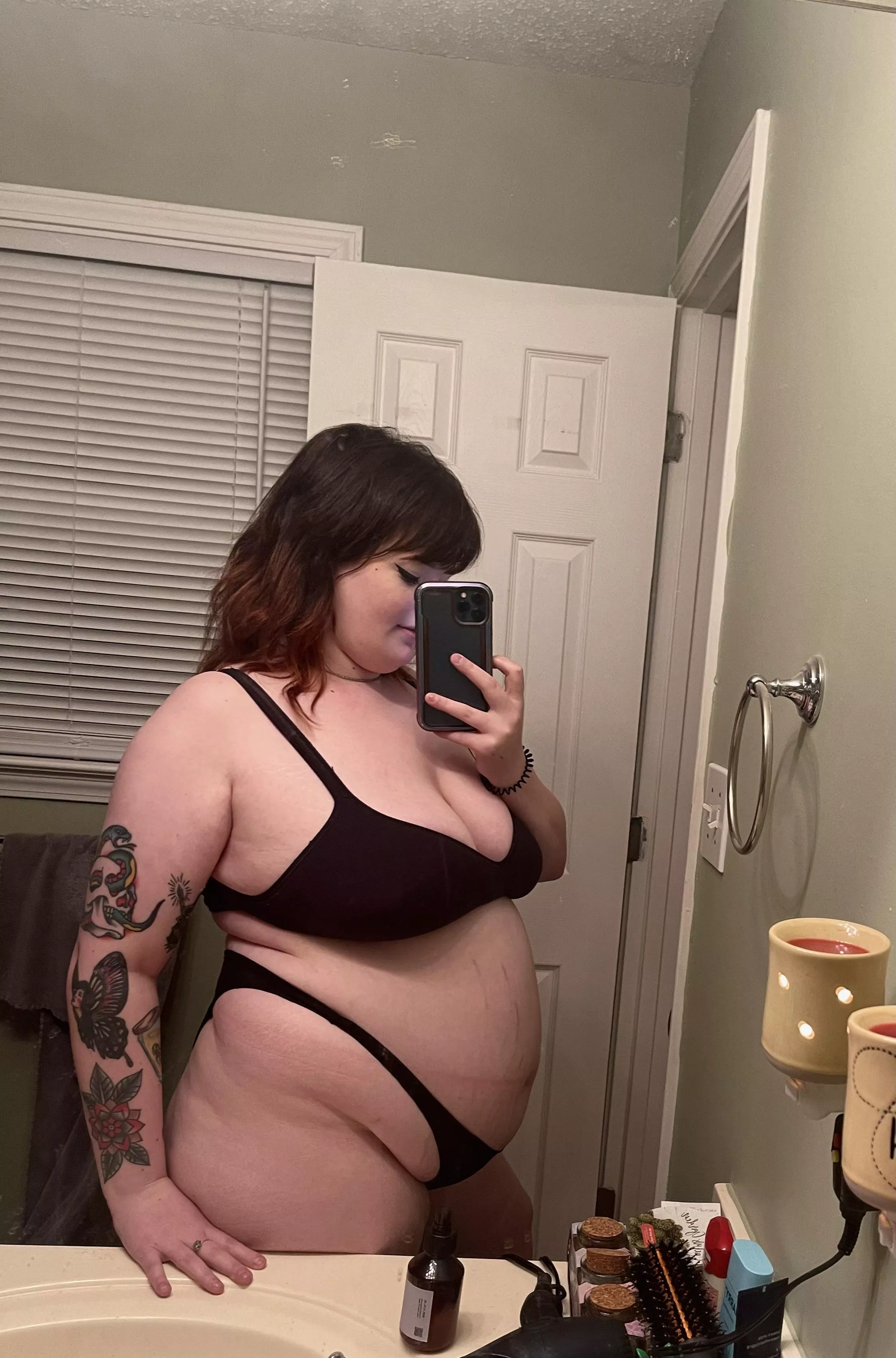 horny and stuffed to the brim 😋