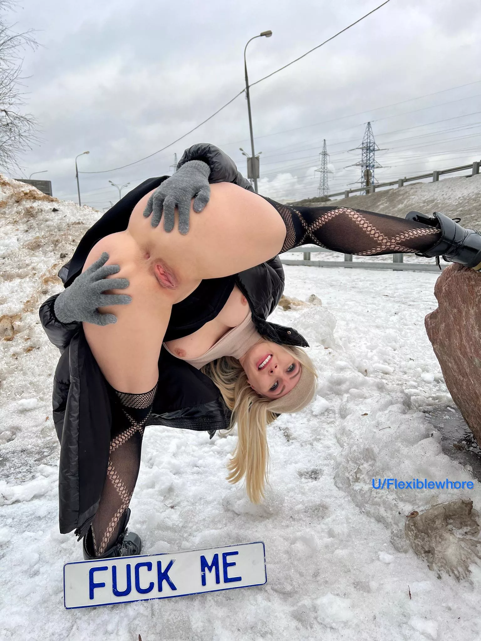 If you see me outside like this, will you fuck me immediately?😜