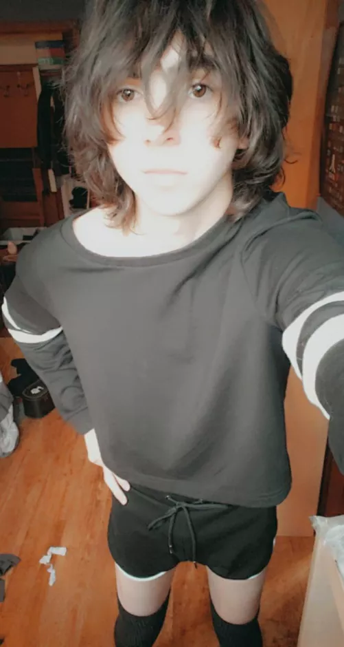 I’ll clean my room laterr but for now here’s me