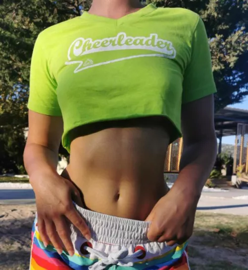 Is my tummy made to wear crop top?