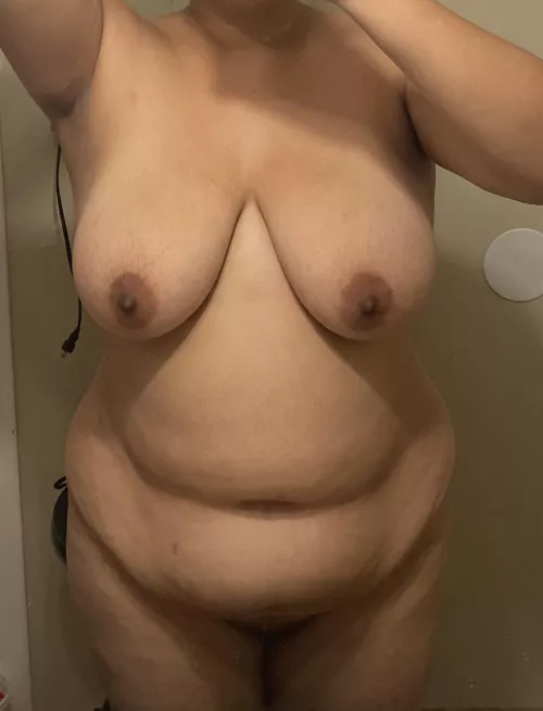 Just a Latina bbw that likes to show off 🙊🙈🥵