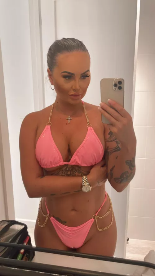 Let’s go to the beach papi