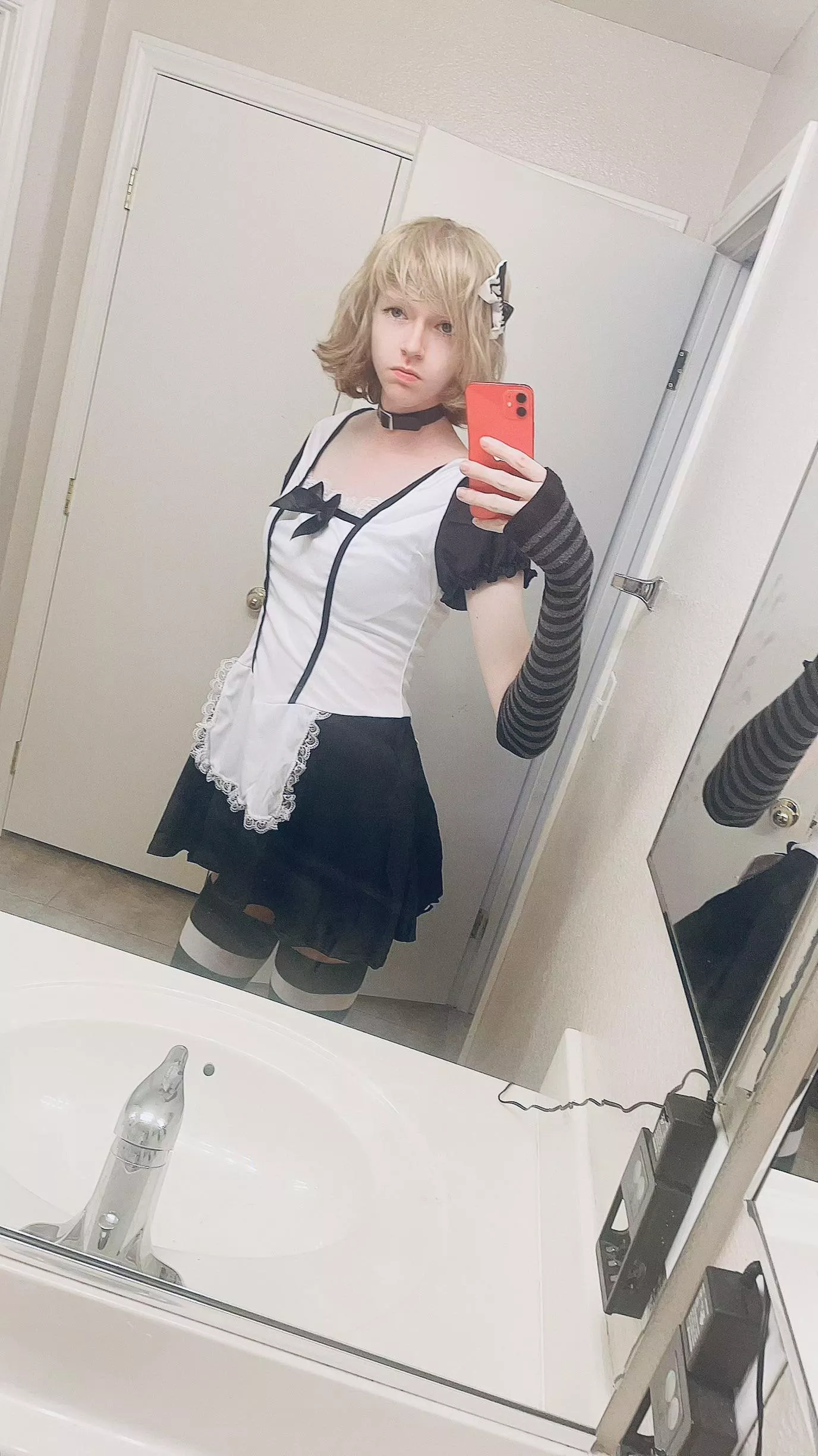 Maid outfits are a classic for a reason 🖤