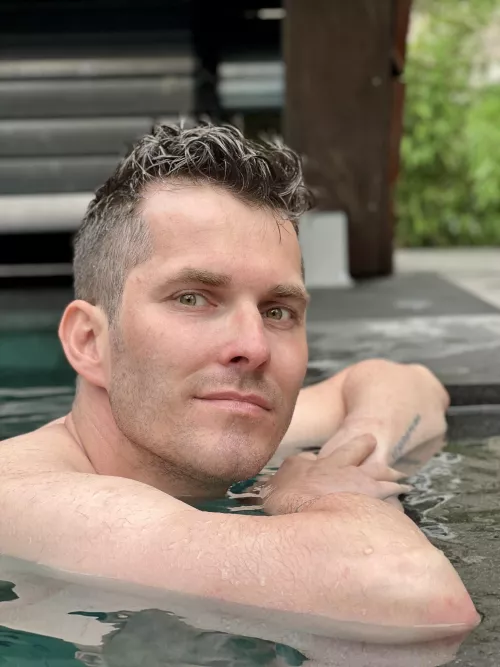 Miss the summer - wanna keep me warm?