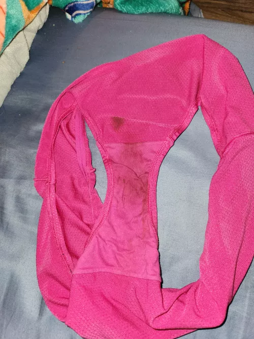 mmm wife's panties are so smelly