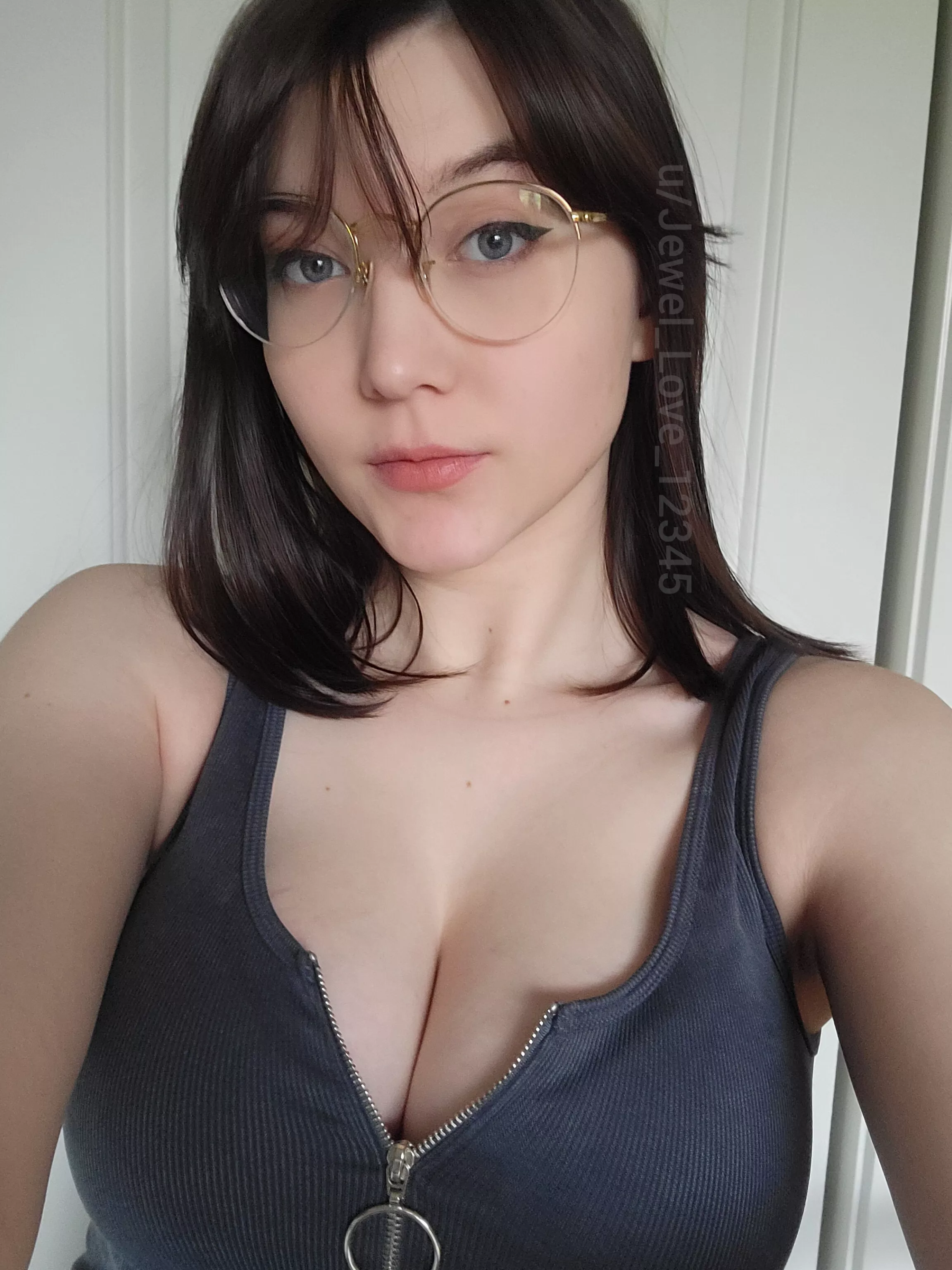 my cleavage goes on for days