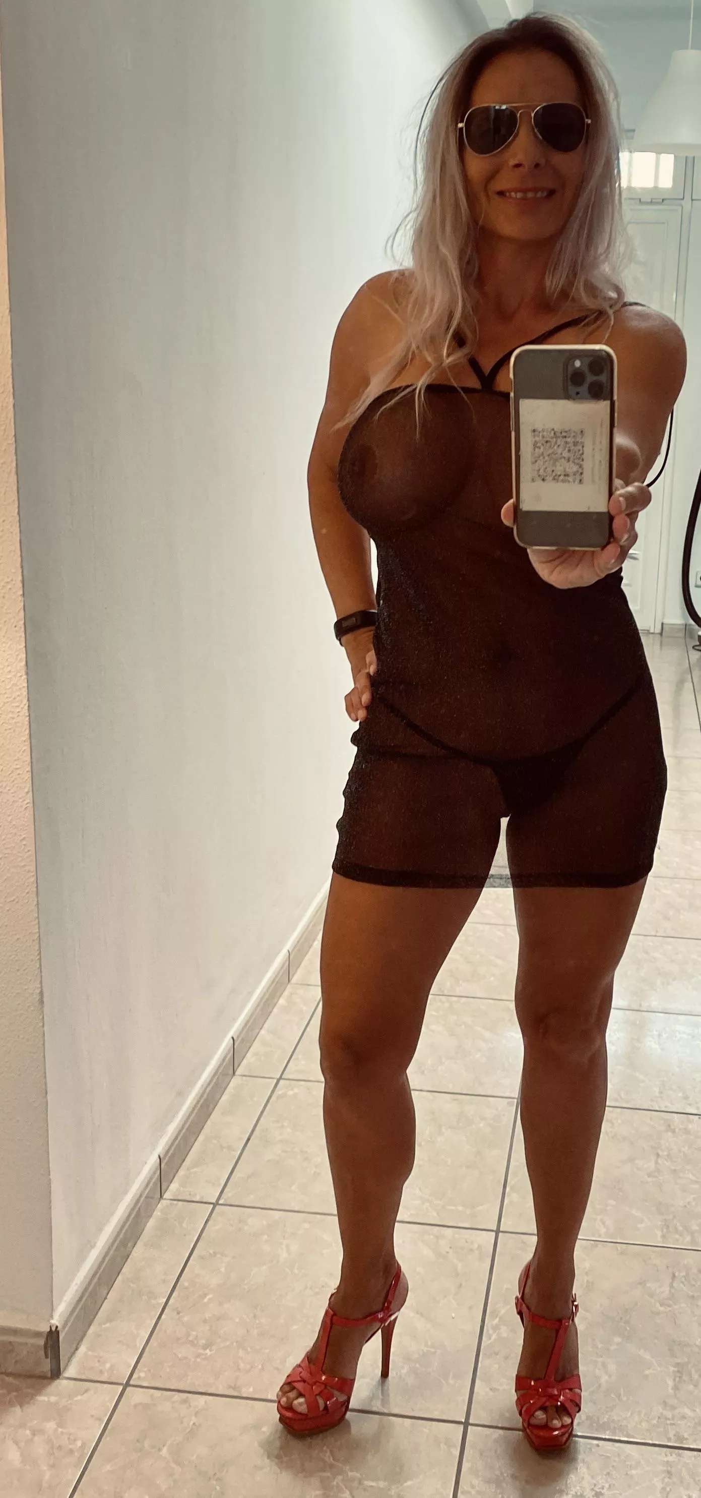 My first mirror selfie ever (f) 47