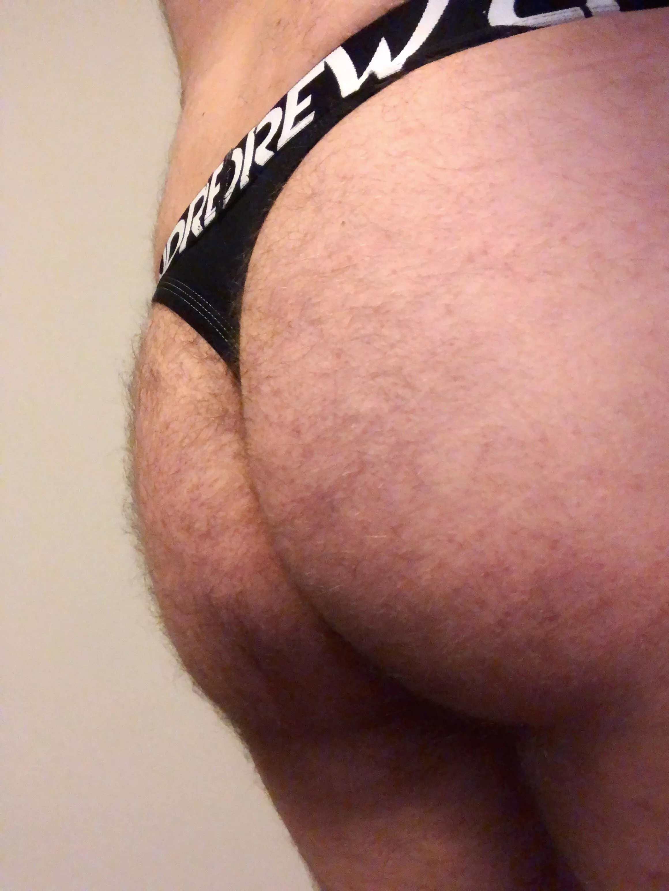 Need a hairy man to take care of this hairy ass