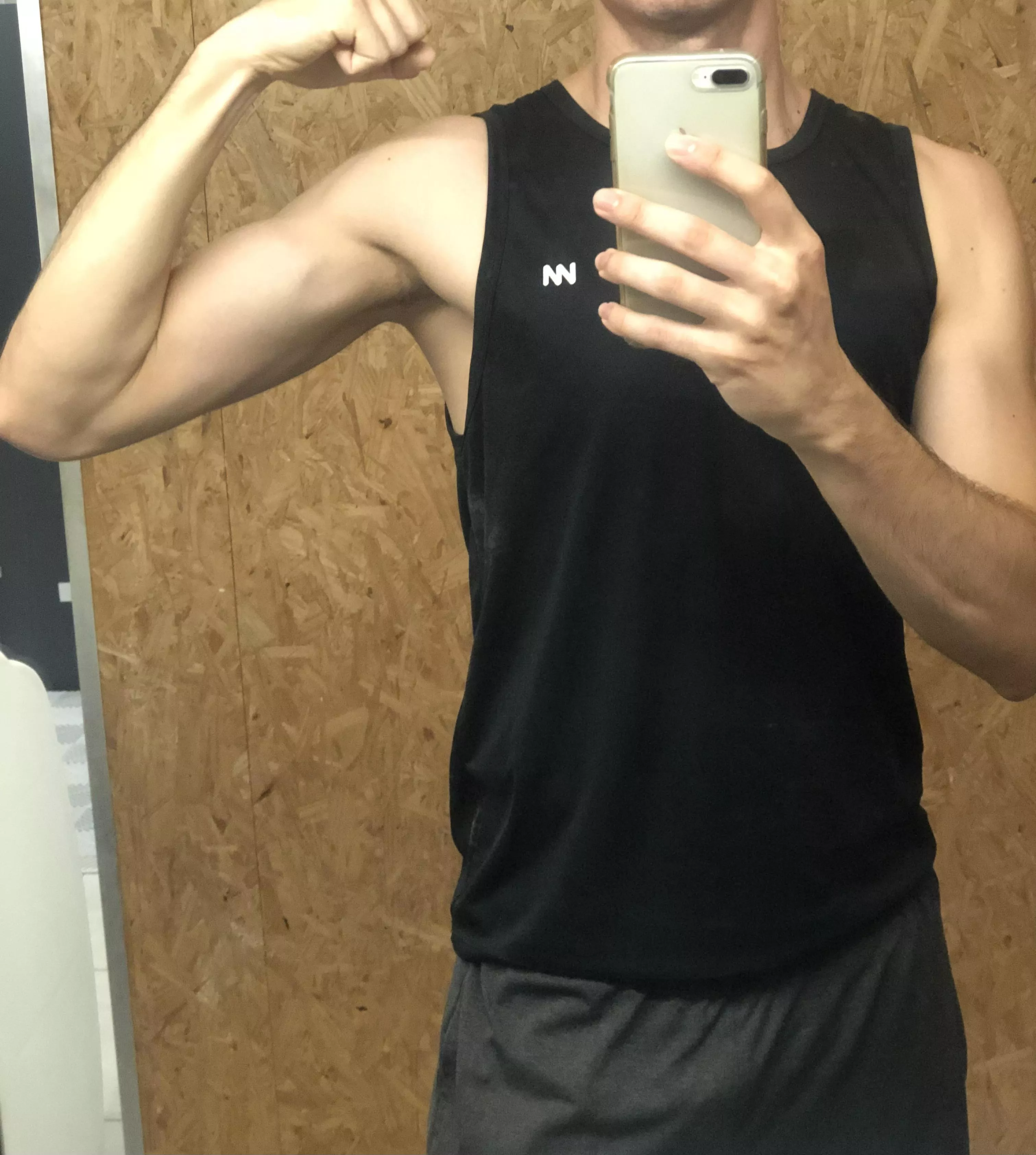 Needing someone to lick my armpits