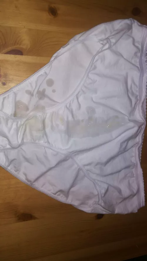 [proof] cum on dirty panties