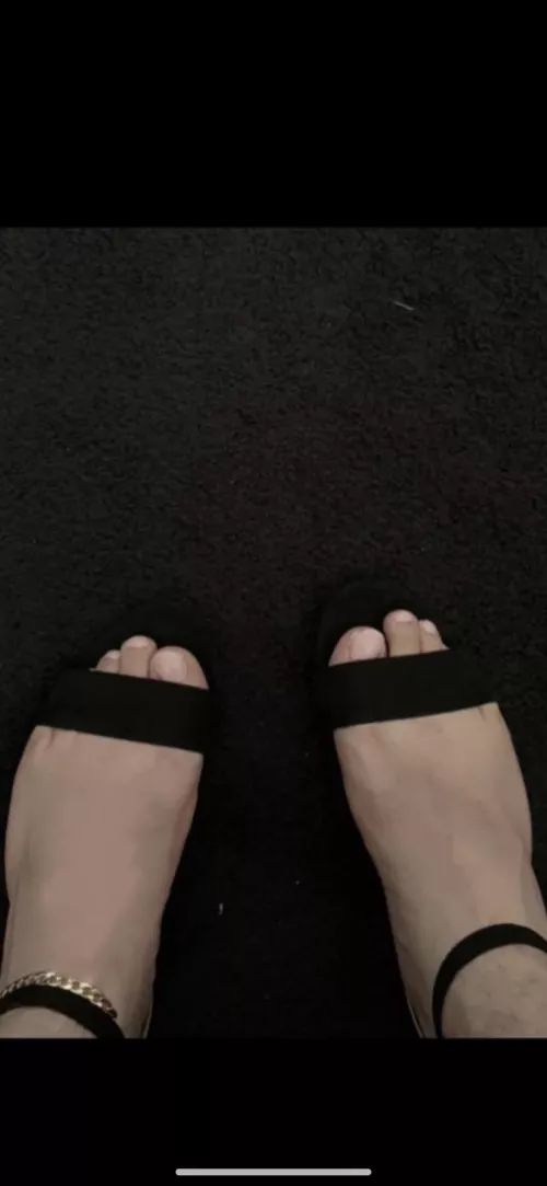 Take my heels off and start licking