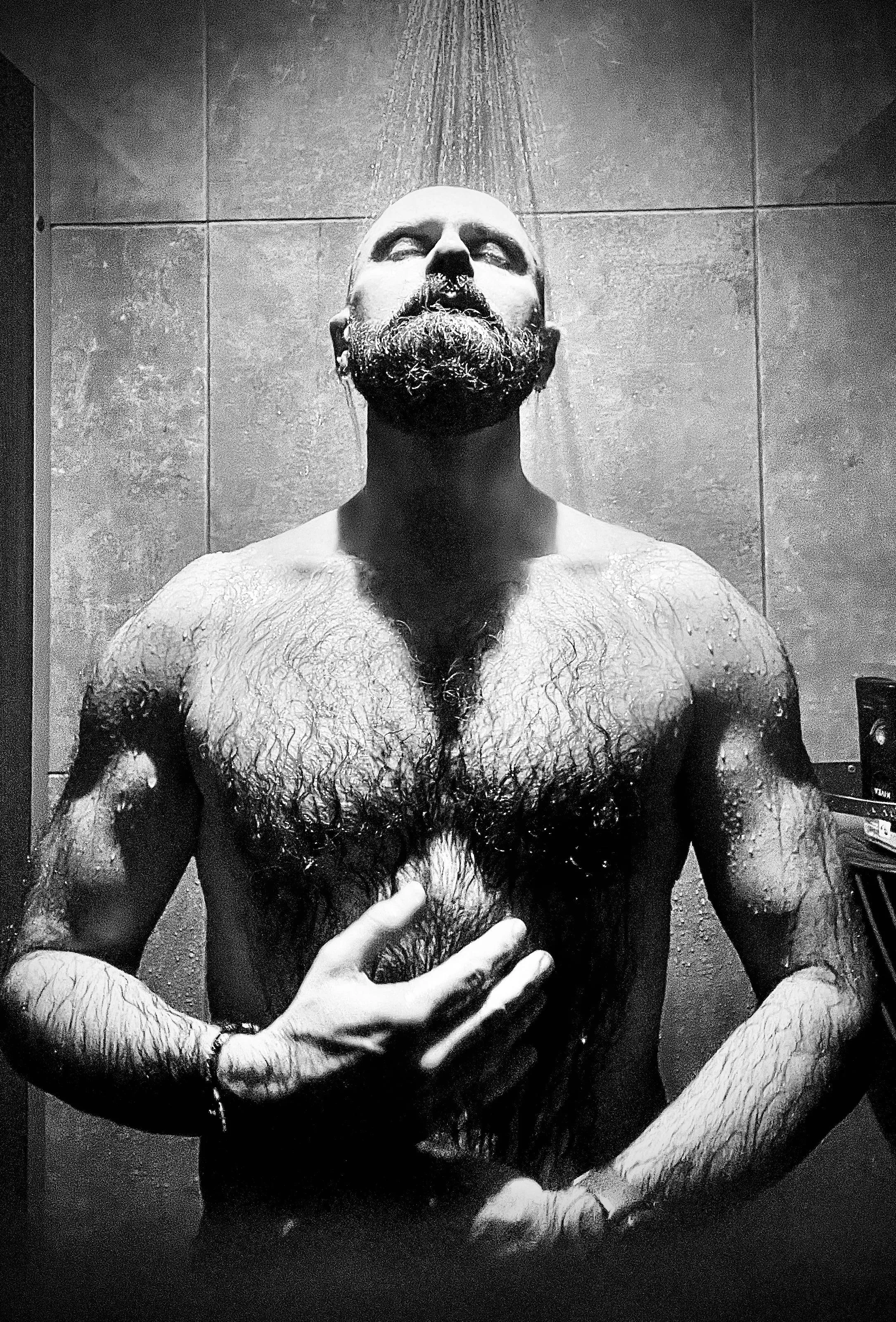 the post gym shower… [50]