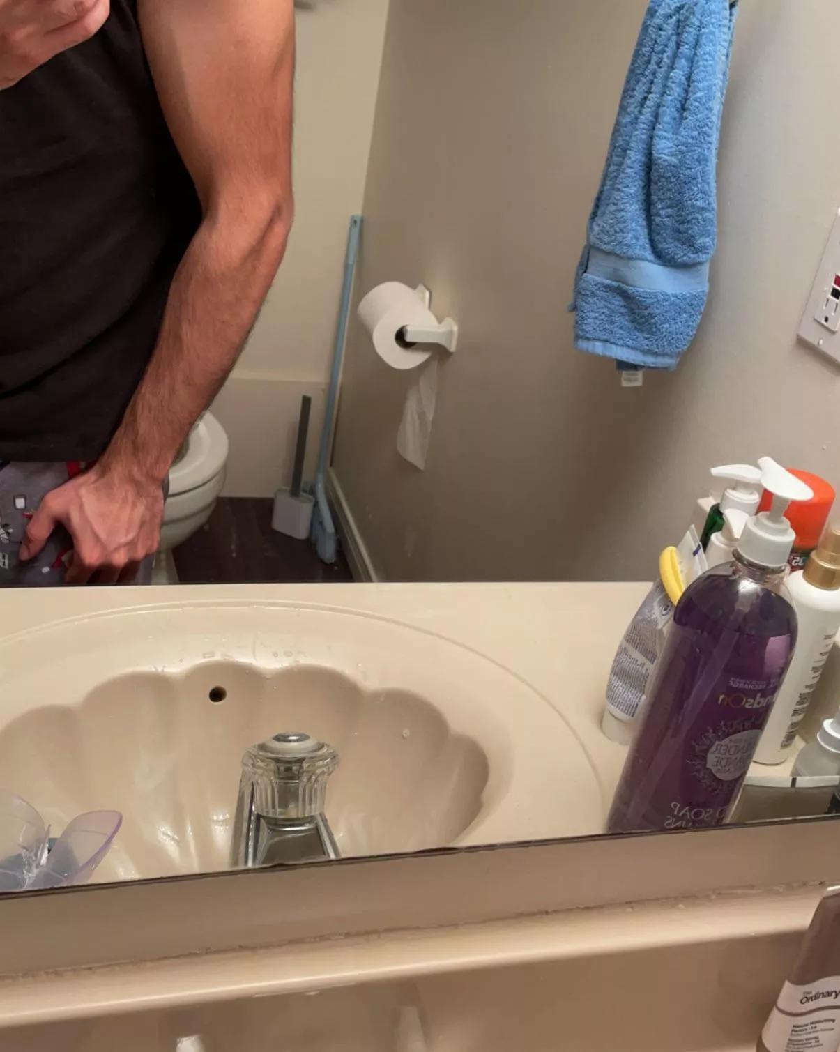 took 2 weeks off gym due to an injury :(