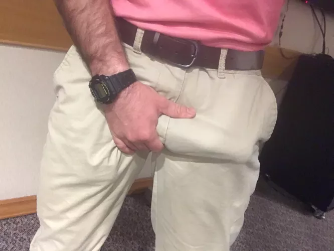 Wearing no boxers at work again… would you be able to tell?