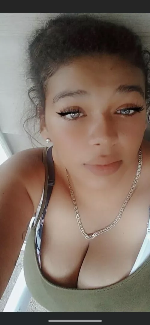 Would you tittyfuck my friend🍆💦