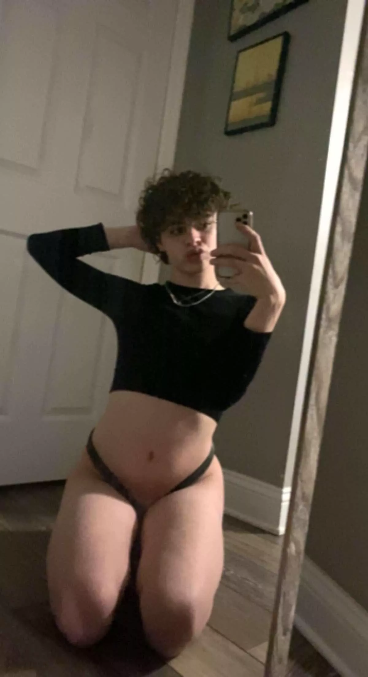 18 fem bottom. Straight guys add me snap in comments