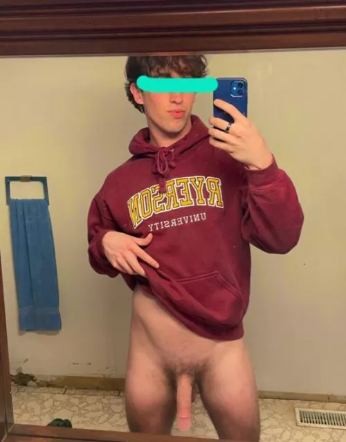 21m college dude lookin to be a little submissive for a jock sc:tanner_fresca