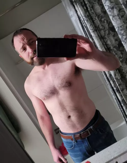 [42]enough of a dad bod for you?