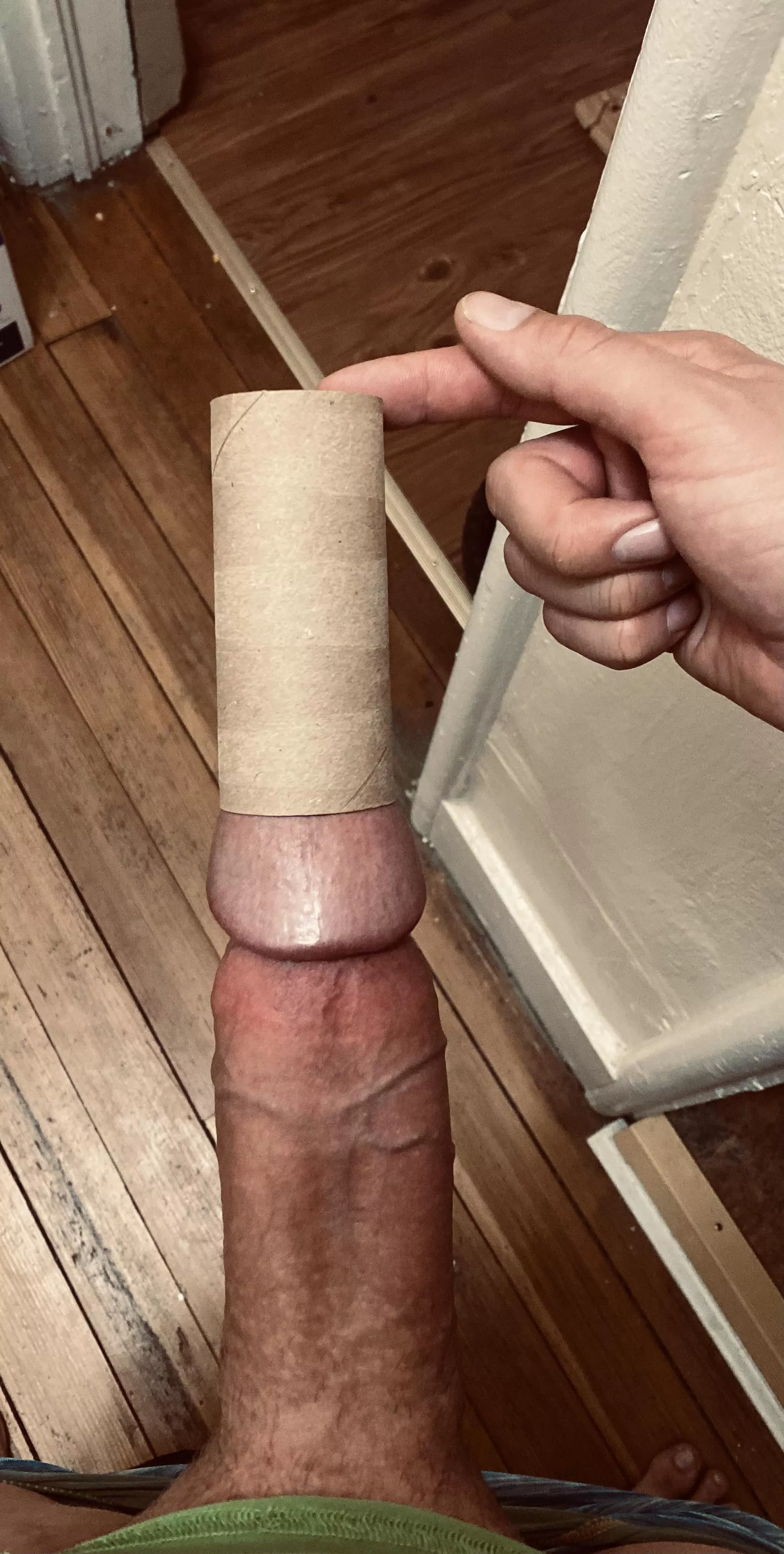 7.5” girth. So thick it doesn’t fit.