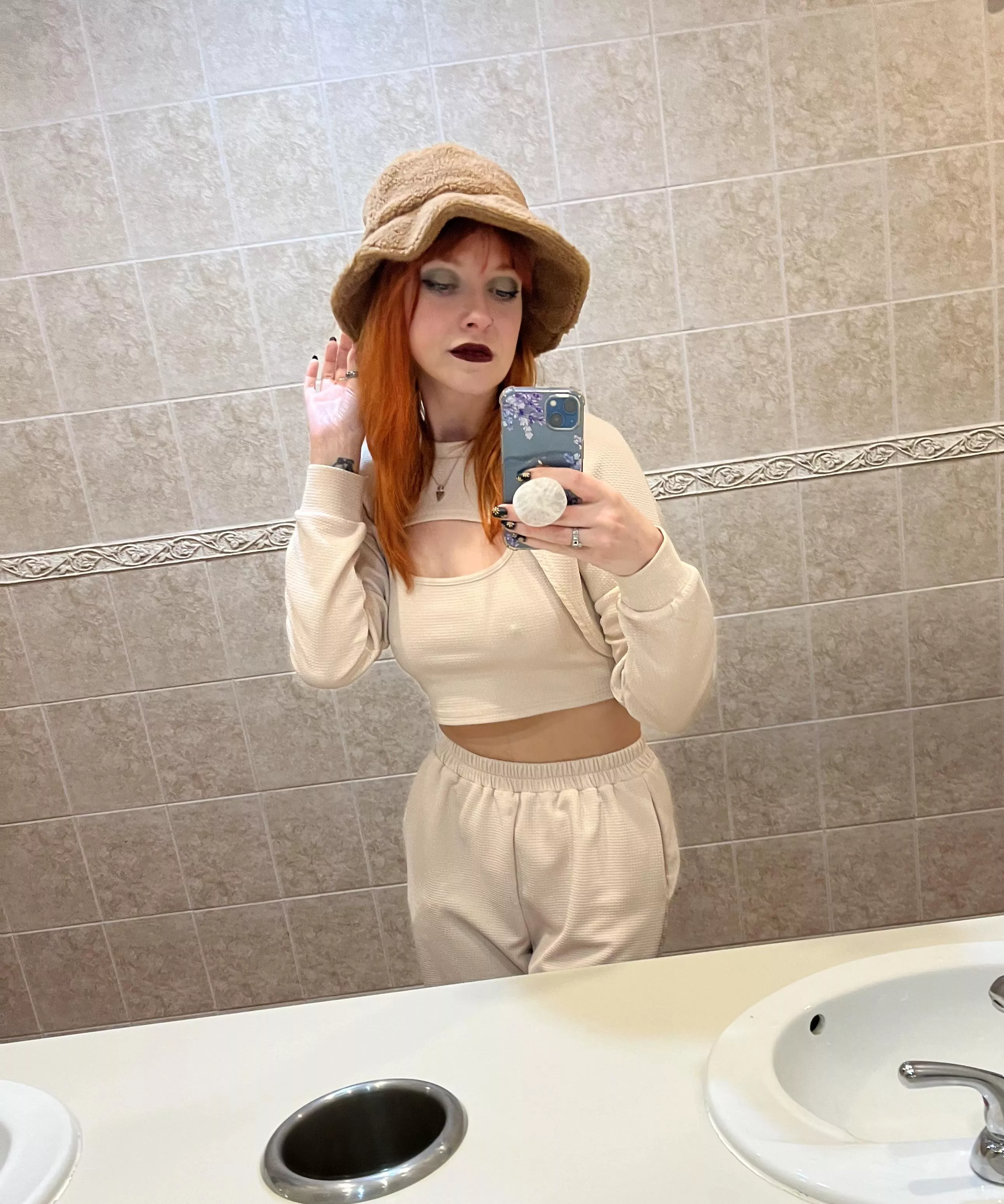 All about the comfy clothes