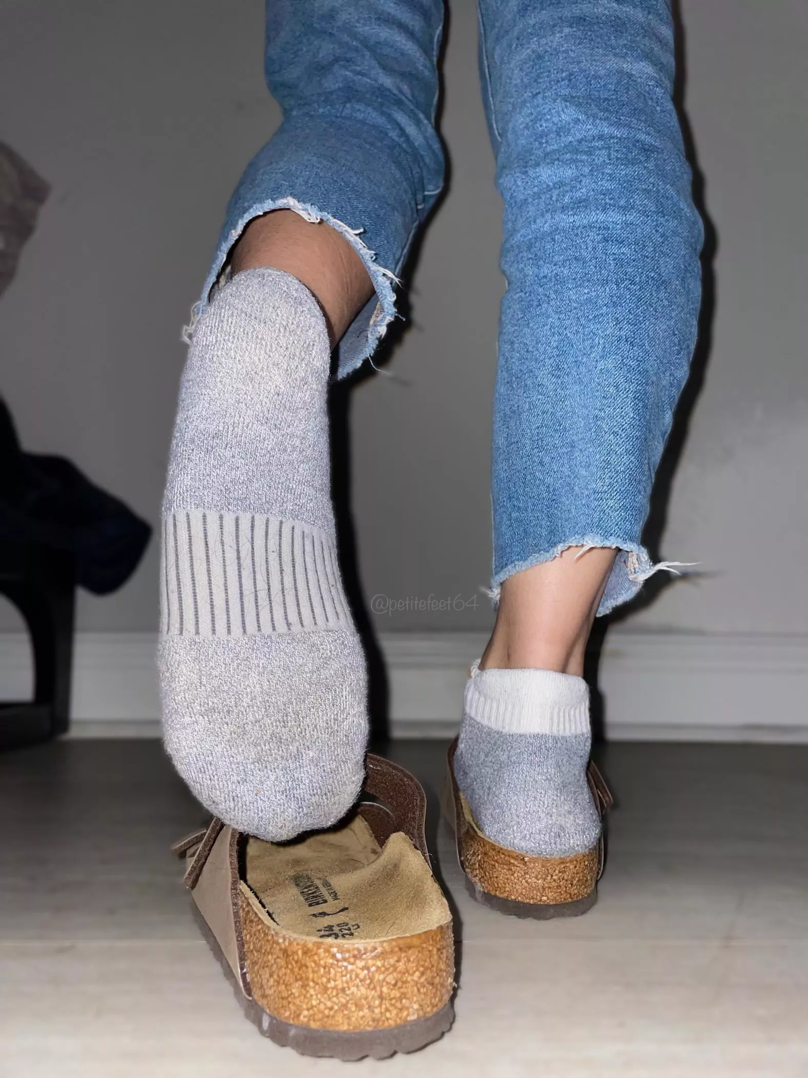 Ankle socks and birkenstocks..my favorite combo😏