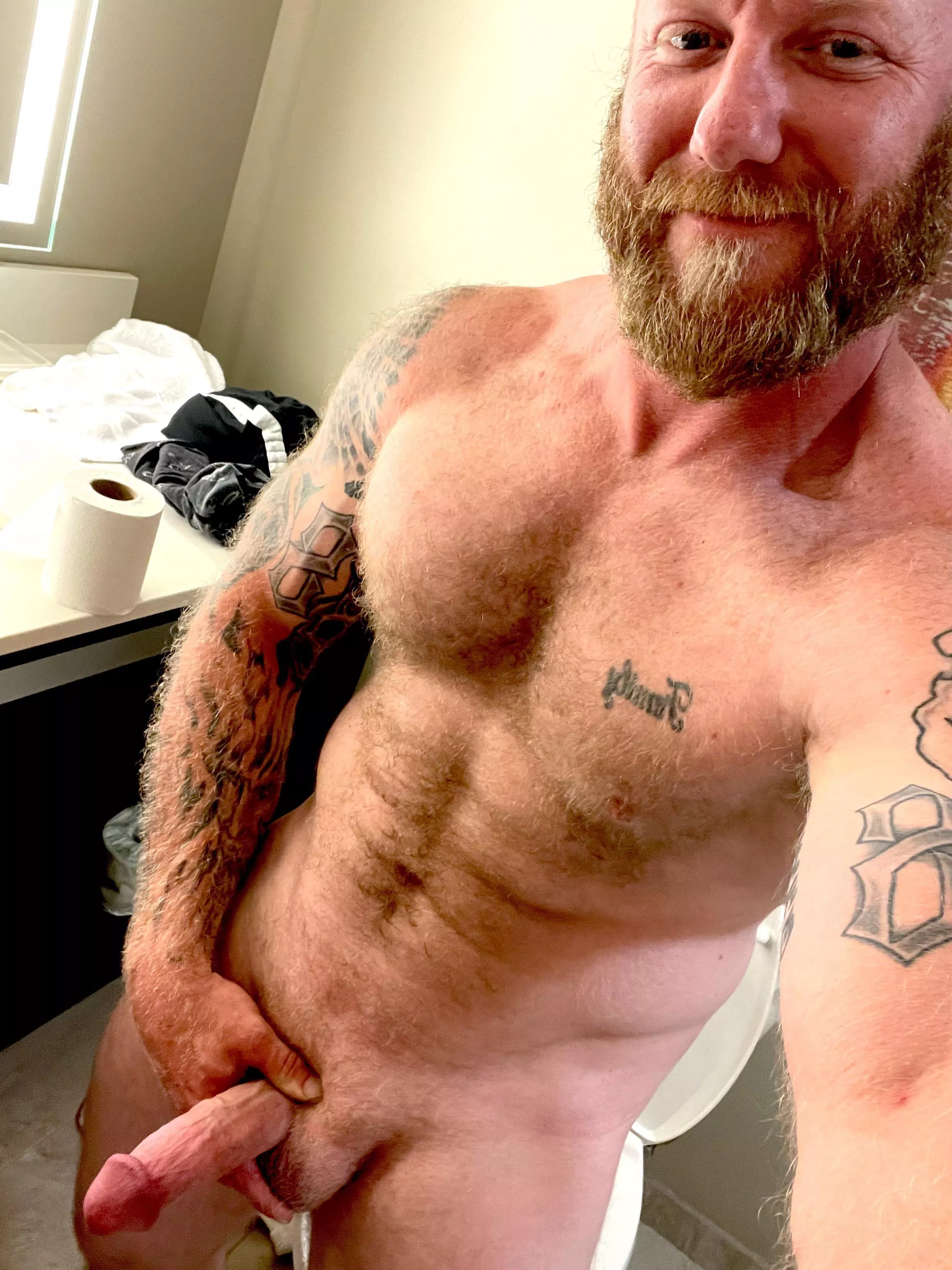 Any ladies that could give me a hand here!? 😋🤤