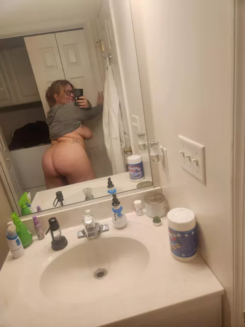 back rolls + swinging tits