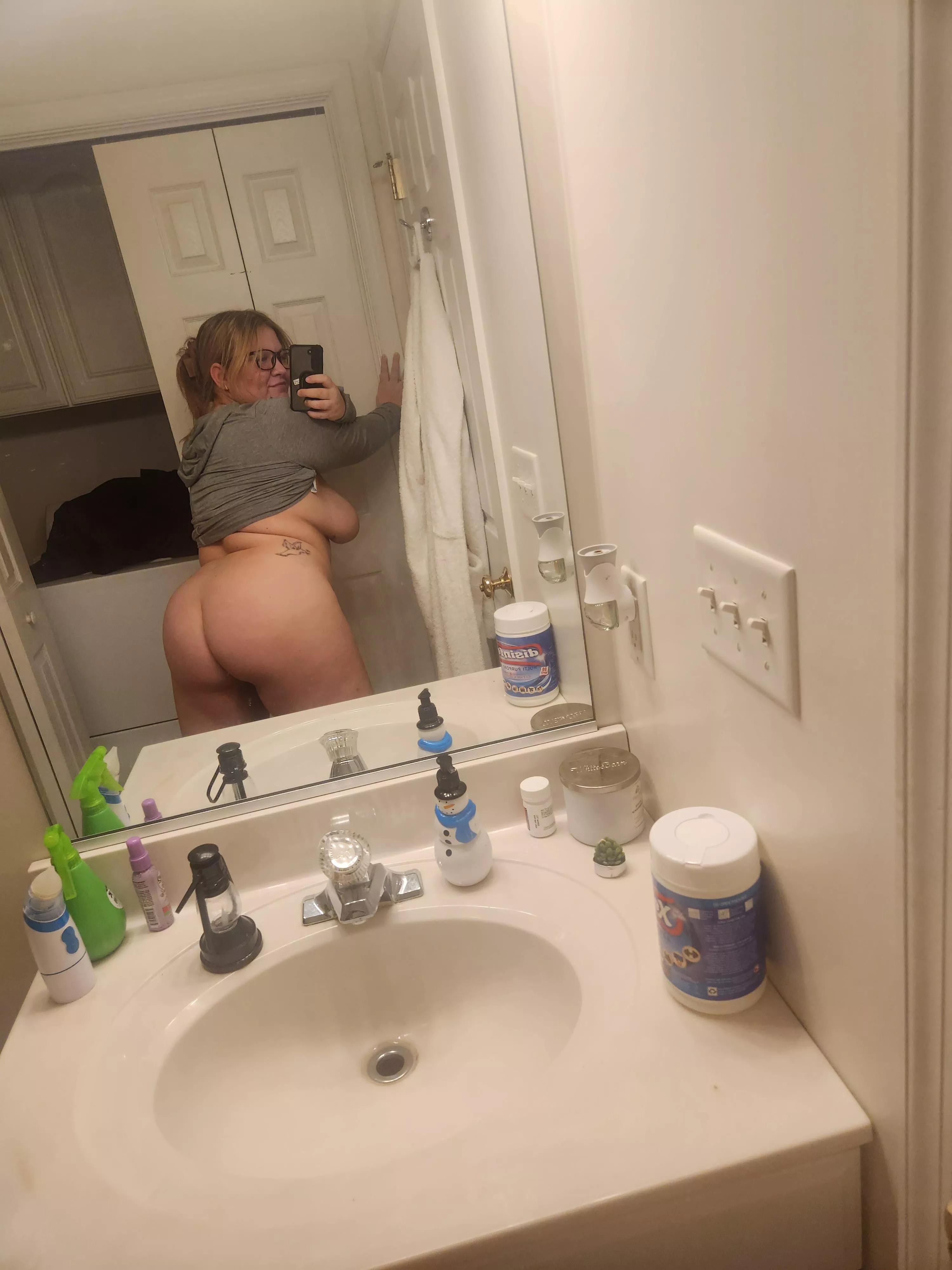 back rolls + swinging tits