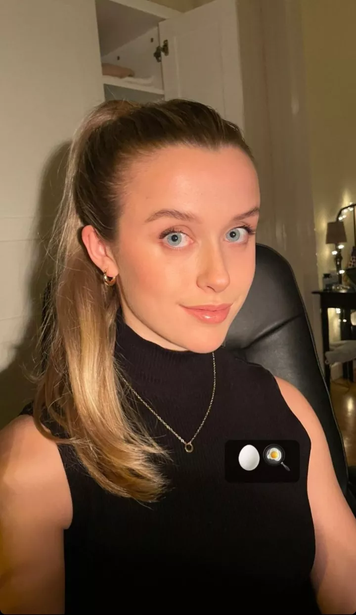 Blue Eyed Irish Girl