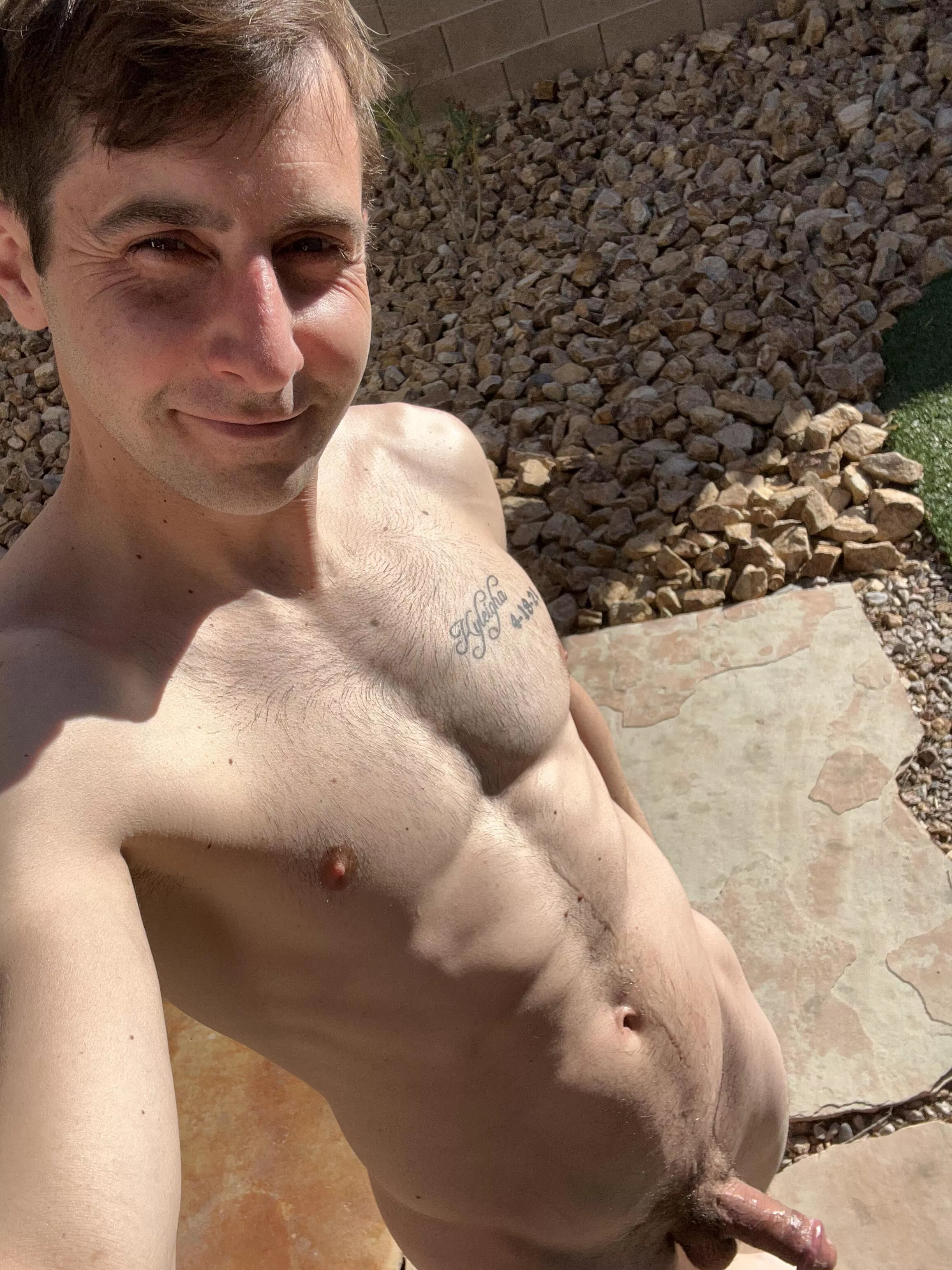 Can someone come help me clean up? Please… 🙏