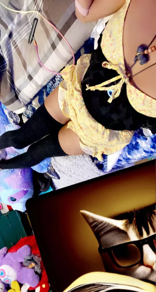 Do they look ok in this dress?? 19 f