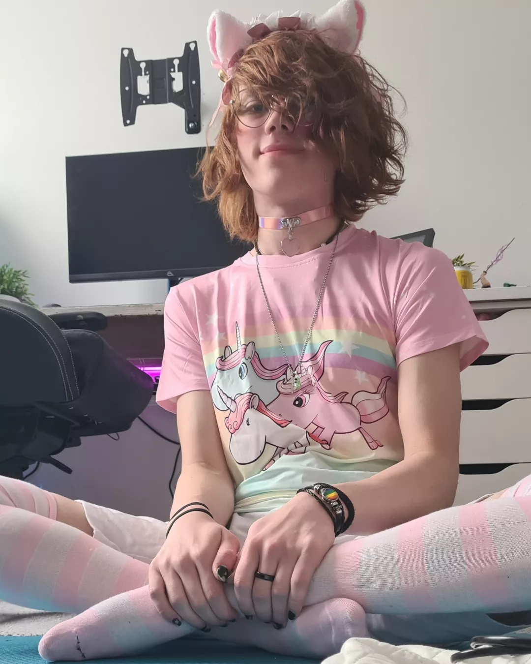 eh, back with another post :} did i pull off the pink style well?