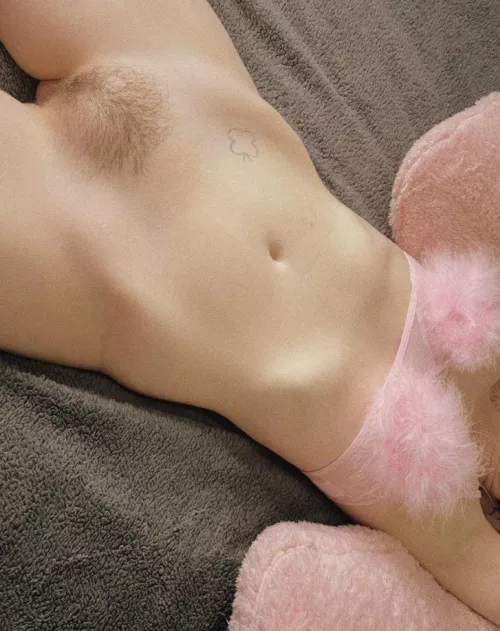 Enjoy my little bush 😈