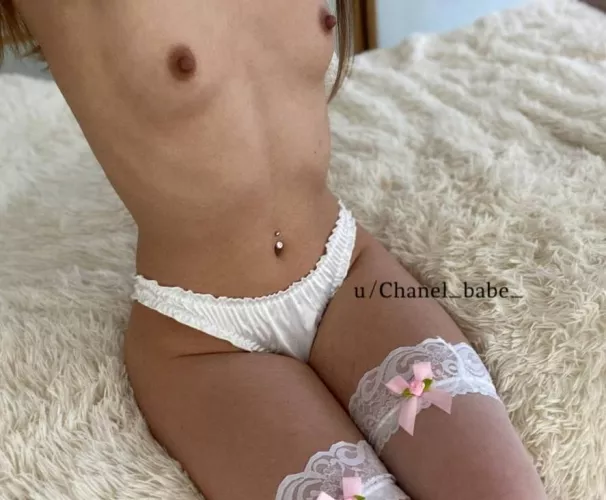 [F20] There is nothing sexier than a tiny girl in tights