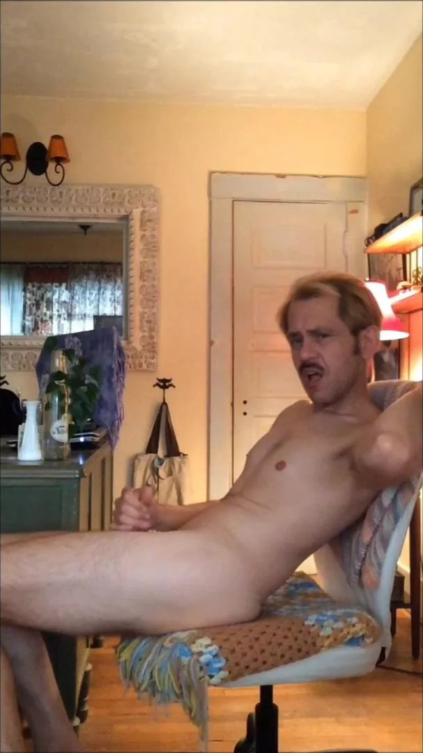 Getting started early on a cold morning. Is coffee or tea better?