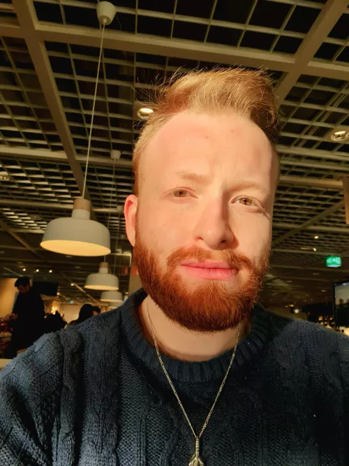 Guess sll gingers like being exposed to the sun 🌞