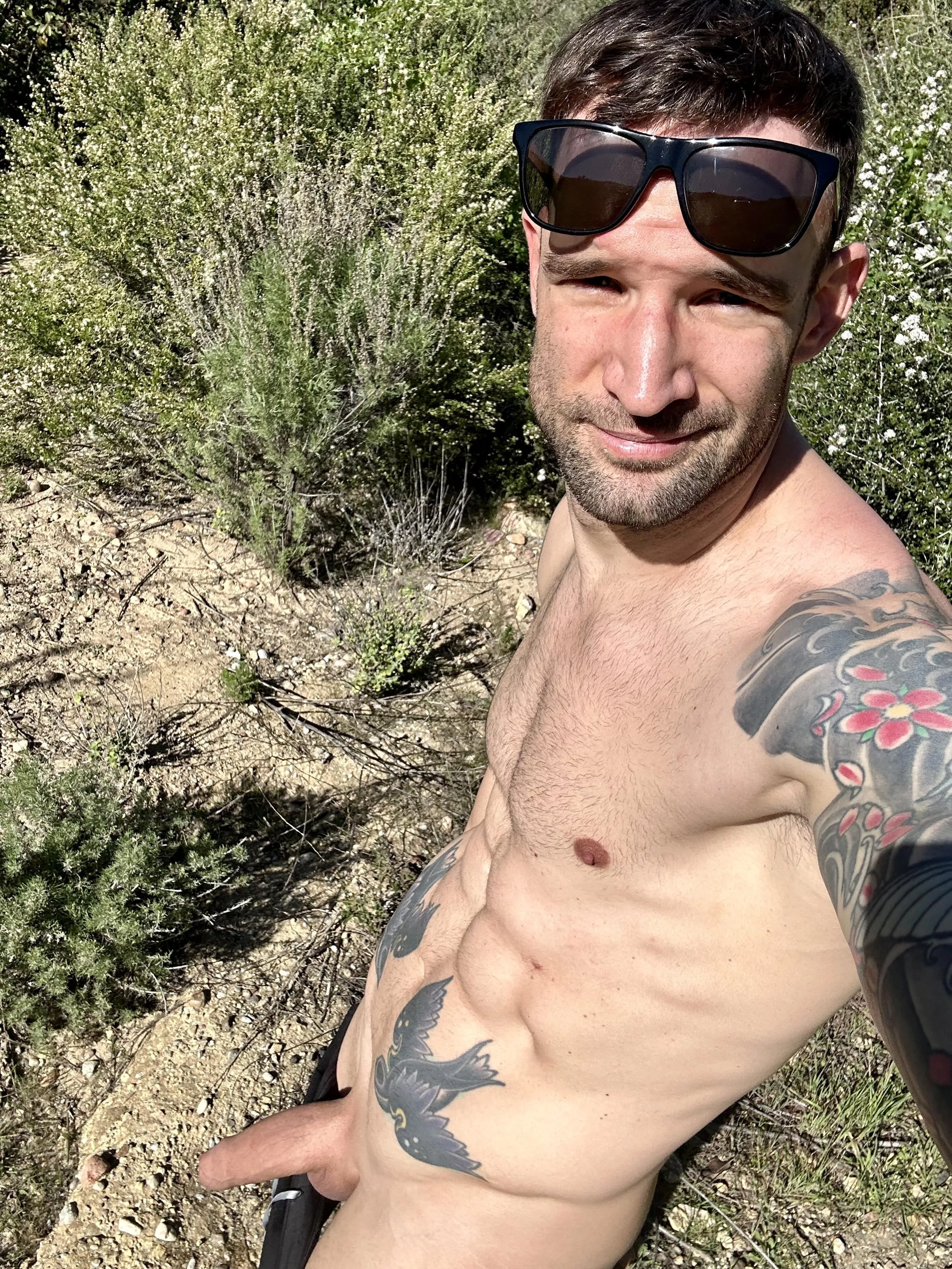 Hey bro, can I rearrange your guts? (40)