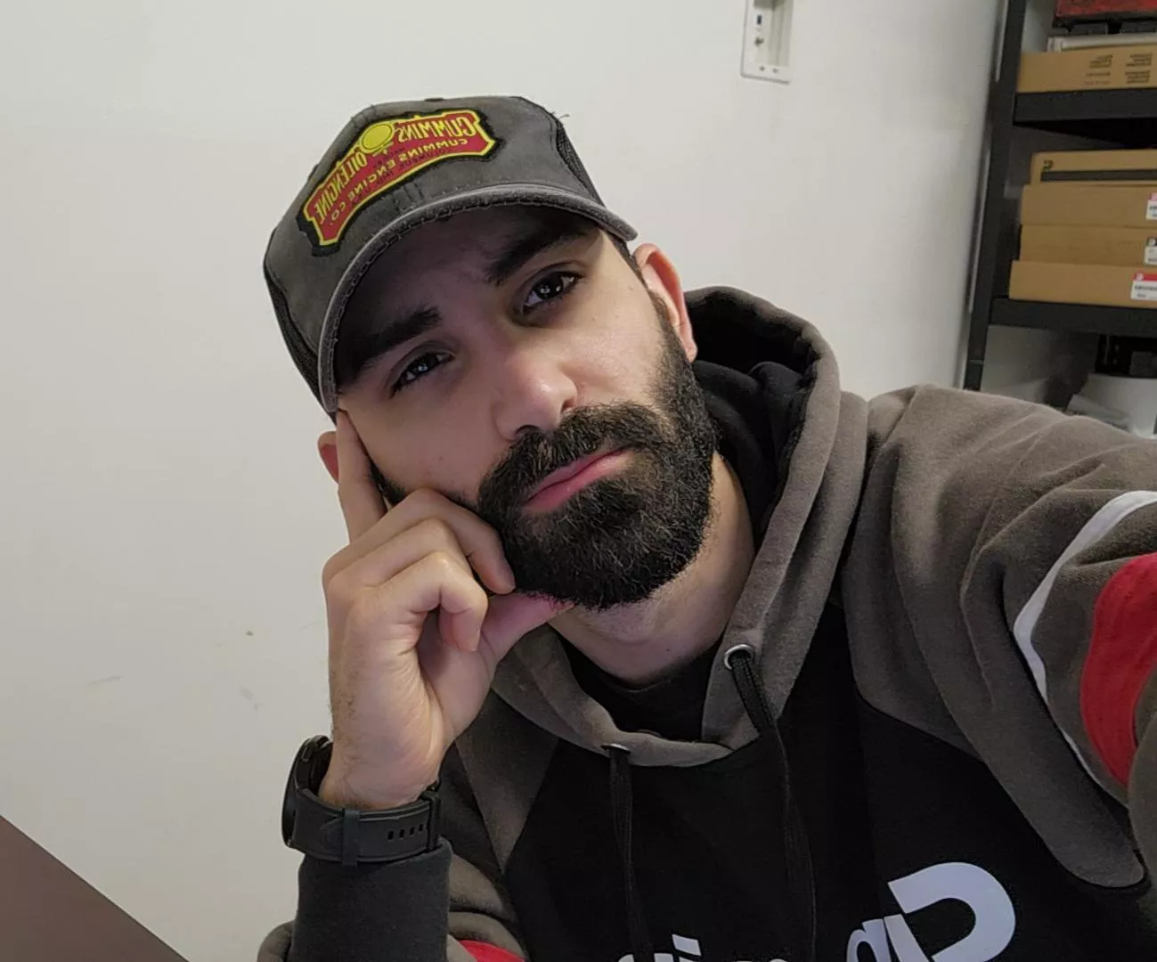 How are you navigating the modern dating scene? Asking for a friend.