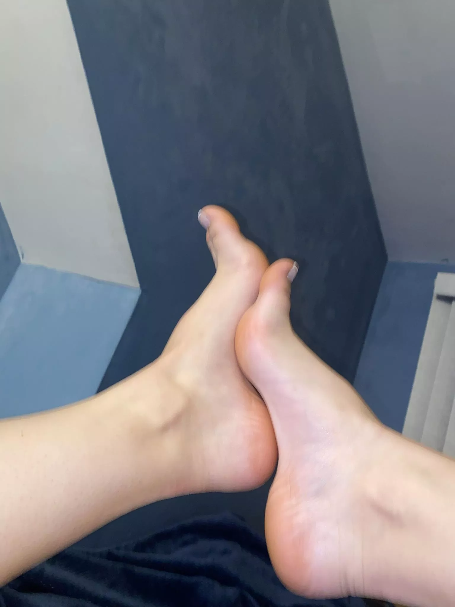 i need somewhere to put my pretty feet! any suggestions? [OC]