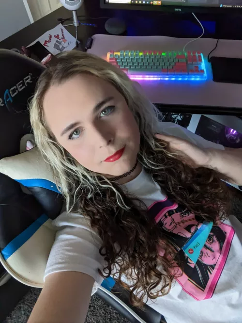 I think I'm getting this girl thing down IDK